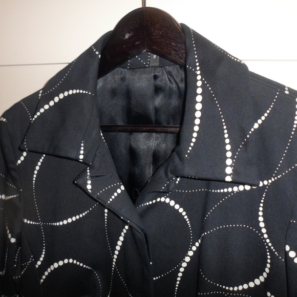 Longer length, smart coat from 'Red Herring' - Picture 3 of 11